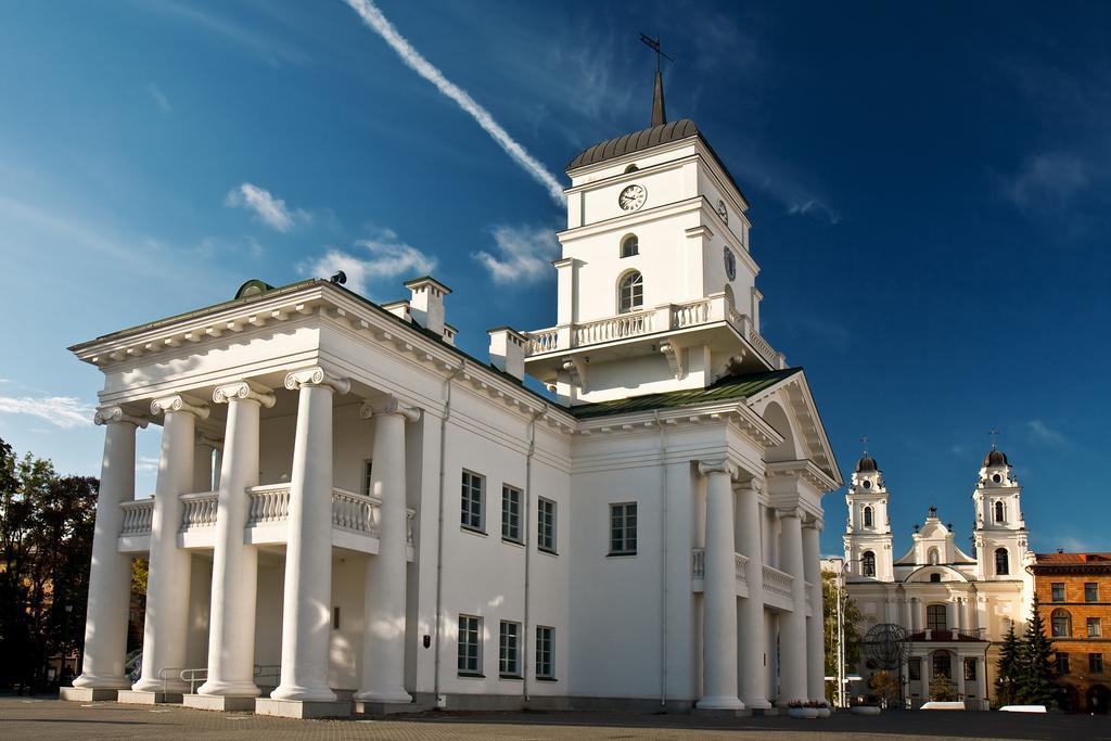 Europe Hotel Minsk Exterior foto